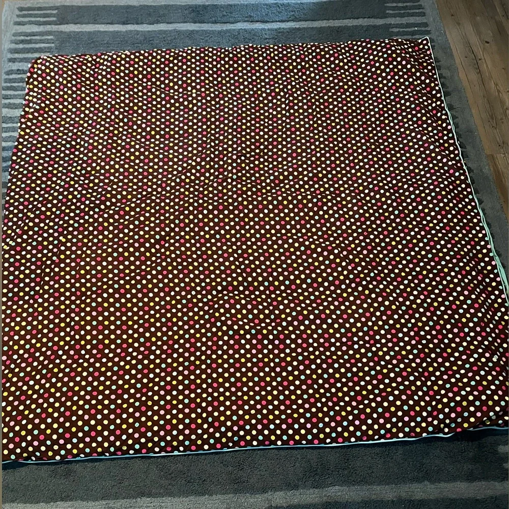 Vibrant Dot Duvet Cover with Comforter